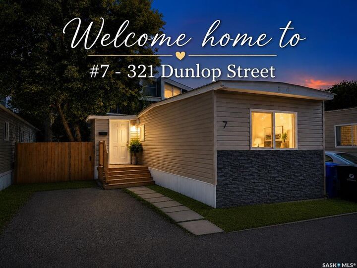 Property Photo: 321 Dunlop Street 7 SK S7N 2P7