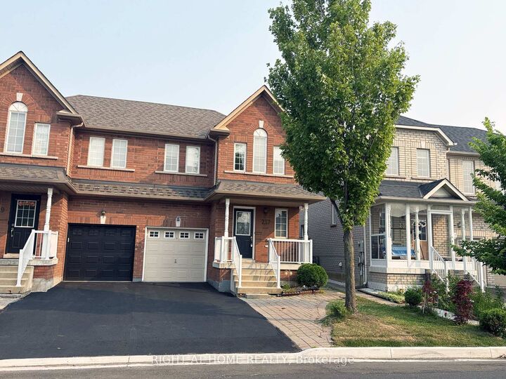 737 Caboto Trail — photo 1