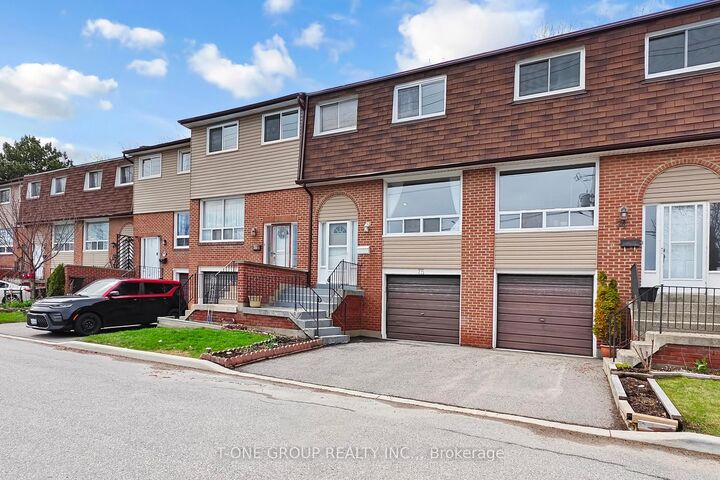 3025 Cedarglen Gate 75 — photo 1