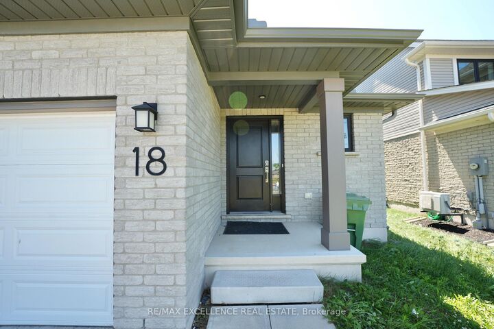 Property Photo: 18 Weir Crescent ON N5R 0L7