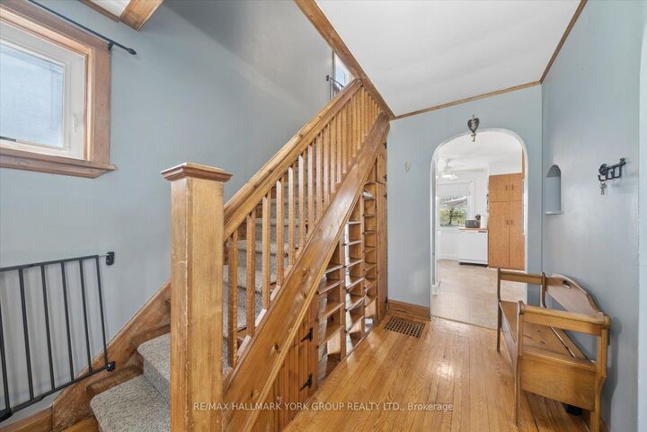 Property Photo: 27 St Paul Street ON K9V 1S3