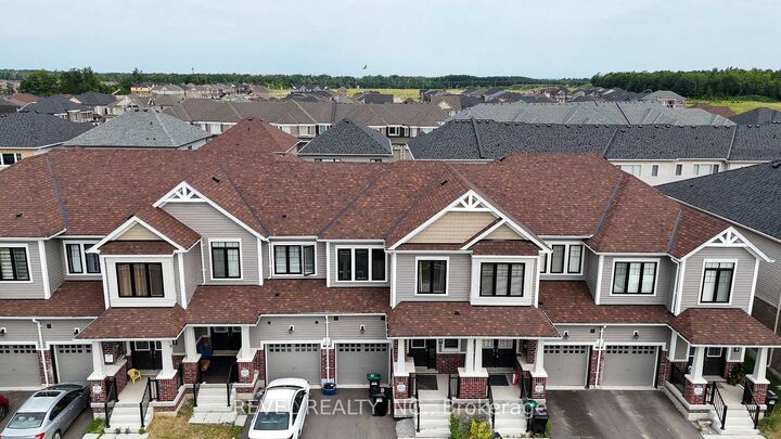 Property Photo: 12 Hylton Drive ON L9J 0W5