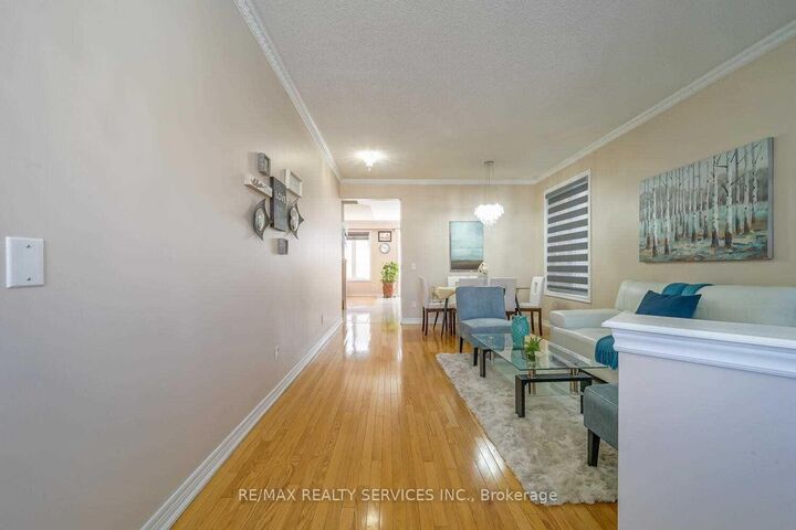 Property Photo:  424 Sunny Meadow Boulevard  ON L6R 0H5 