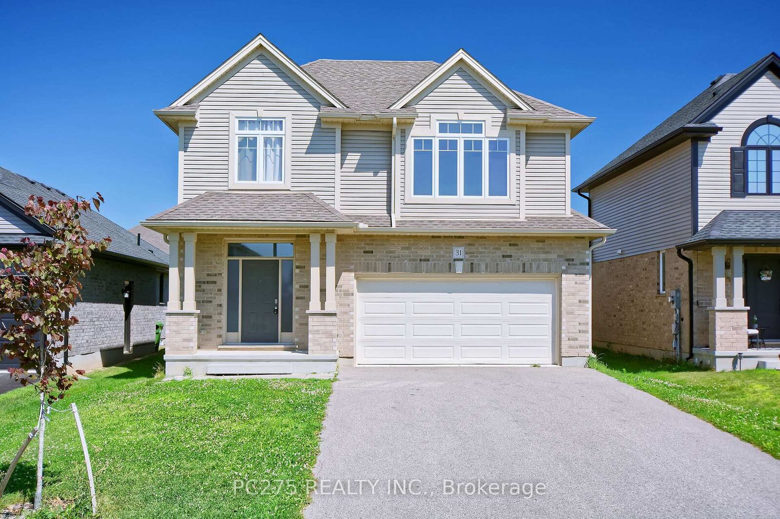Property Photo: 31 Ashberry Place ON N5R 0H7