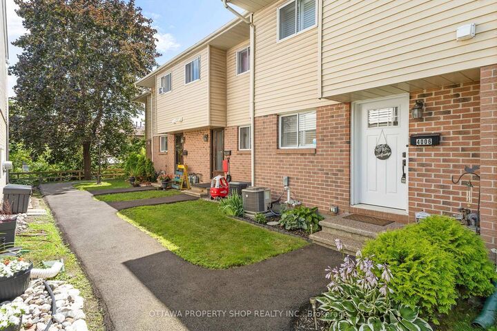 Property Photo: 4006 Eady Court ON K1J 8X6