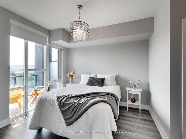 Property Photo: 16 Concord Place 318 ON L3M 0J1