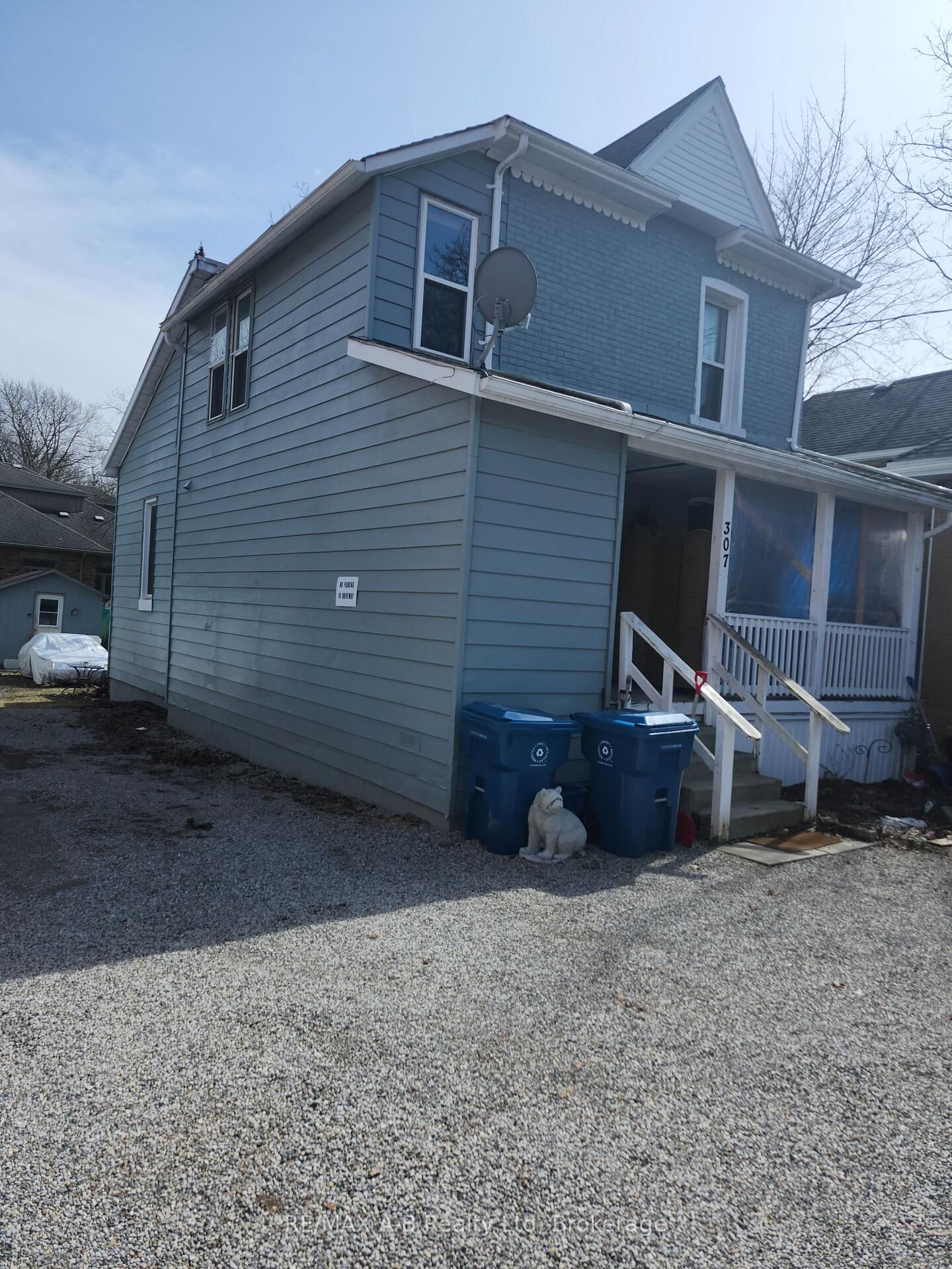 Property Photo: 307 Erie Street ON N5A 2N2