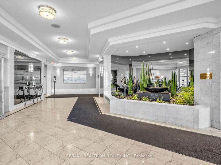 Property Photo: 1 Greystone Walk Drive 1079 ON M1K 5J3