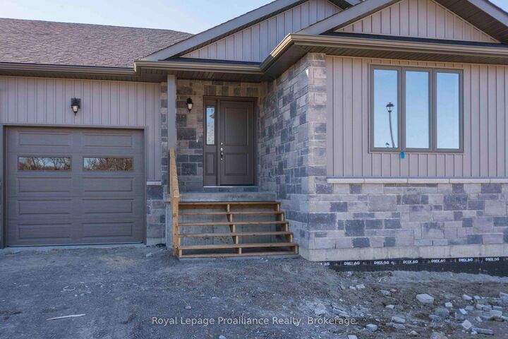 Property Photo: 36 Rabbit Road ON K0K 1H0