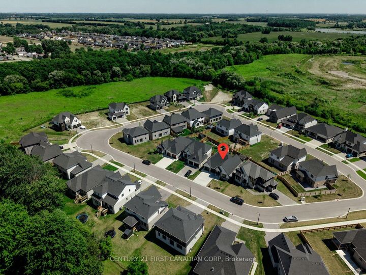 Property Photo: 126 Aspen Circle ON N0M 2P0