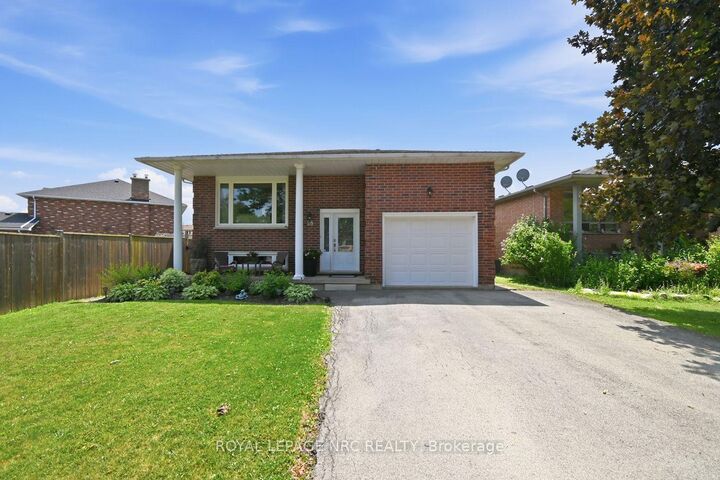 28 Rollins Drive — photo 1
