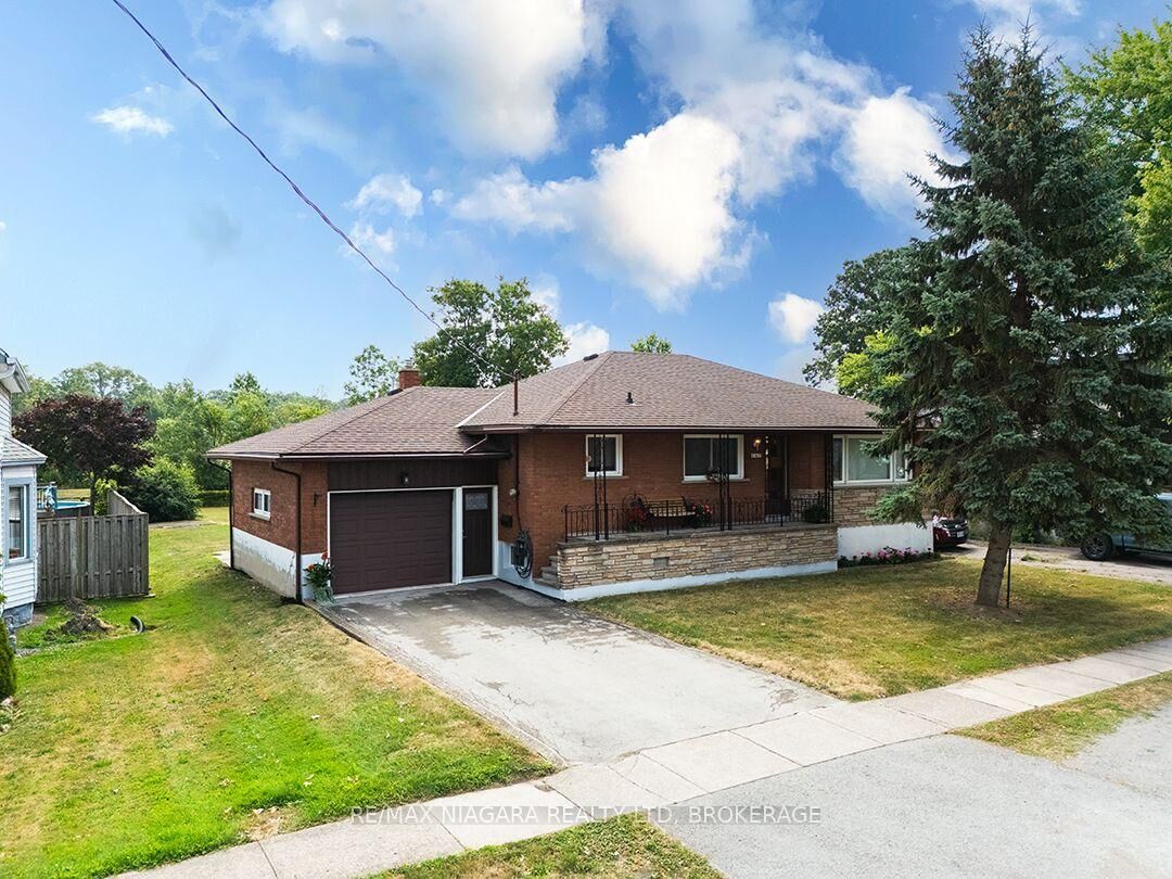 Property Photo: 167 Wellington Street ON L3K 2K1