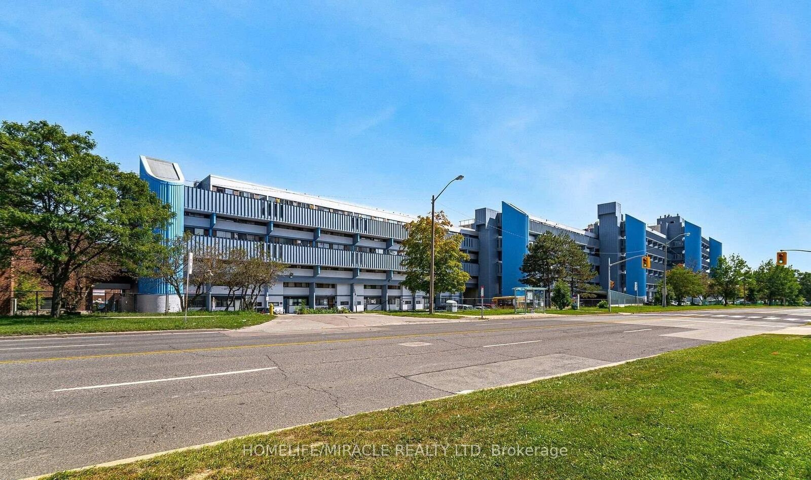 Property Photo:  4673 Jane Street 517  ON M3N 2L1 