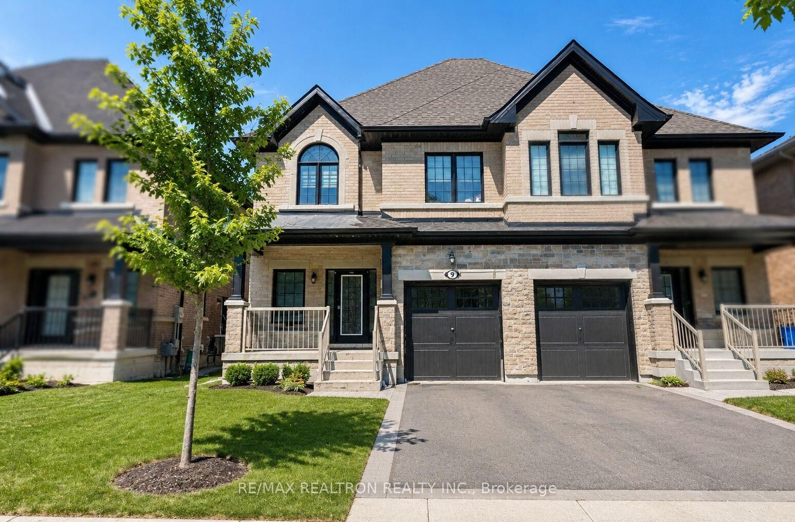 Property Photo: 9 Alan Williams Trail ON L9P 0R5