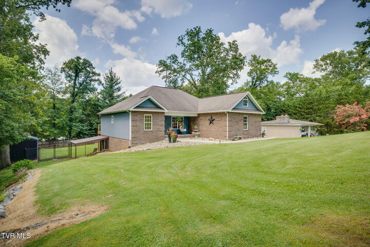 Property Photo: 564 Dogwood Drive TN 37663