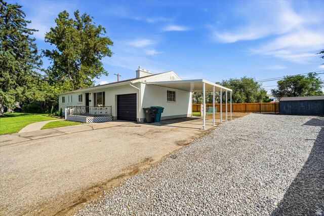Property Photo: 19 E 5878 S UT 84107