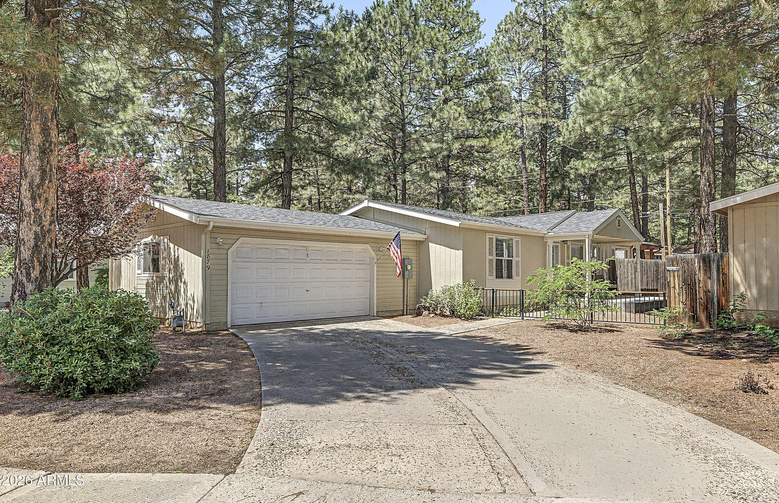 Property Photo:  1879 S Southern Pacific Street  AZ 86001 