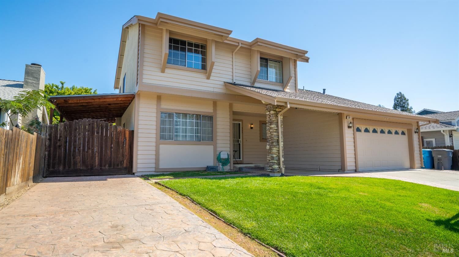 Property Photo:  393 Limerick Way  CA 95688 