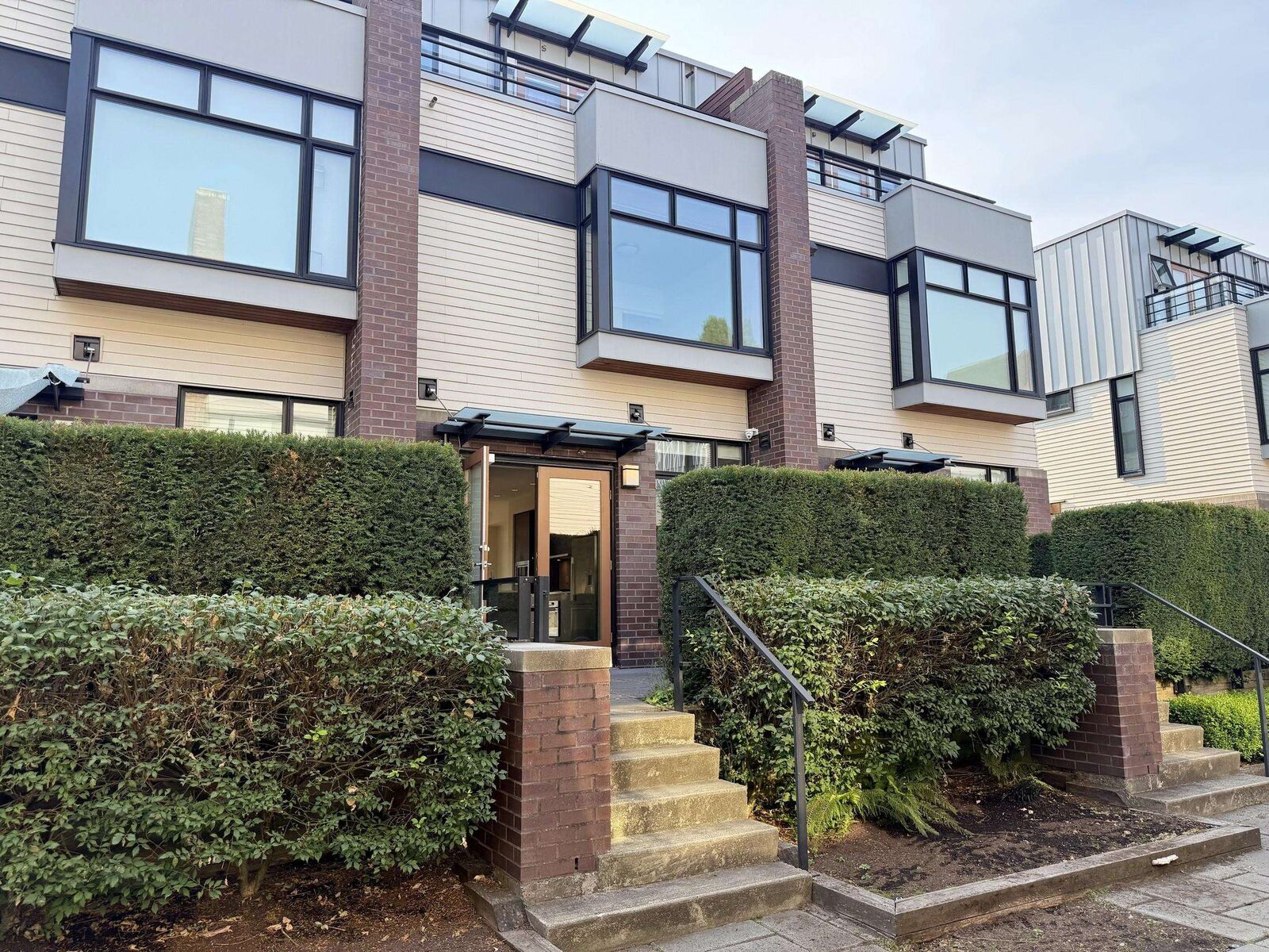 Property Photo: 6180 Oak Street BC V6M 2W2