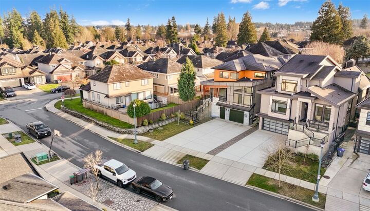 Property Photo: 14932 35A Avenue BC V3Z 0Y7