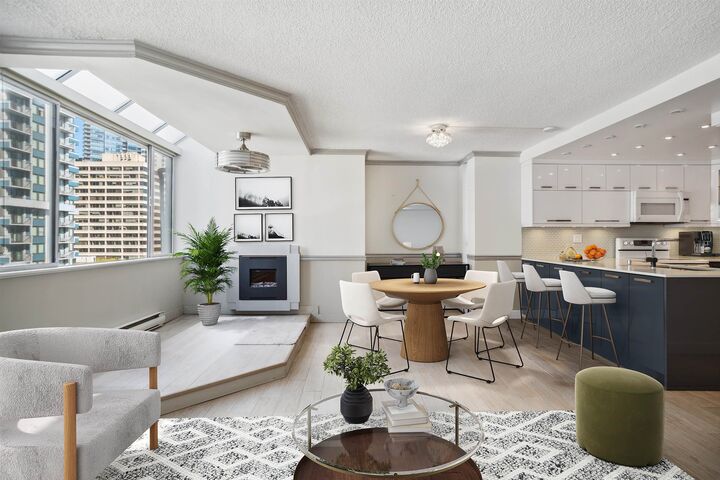 1270 Robson Street 702 — photo 1