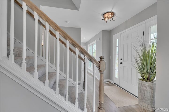 Property Photo: 8 Greenspring Court NY 14224