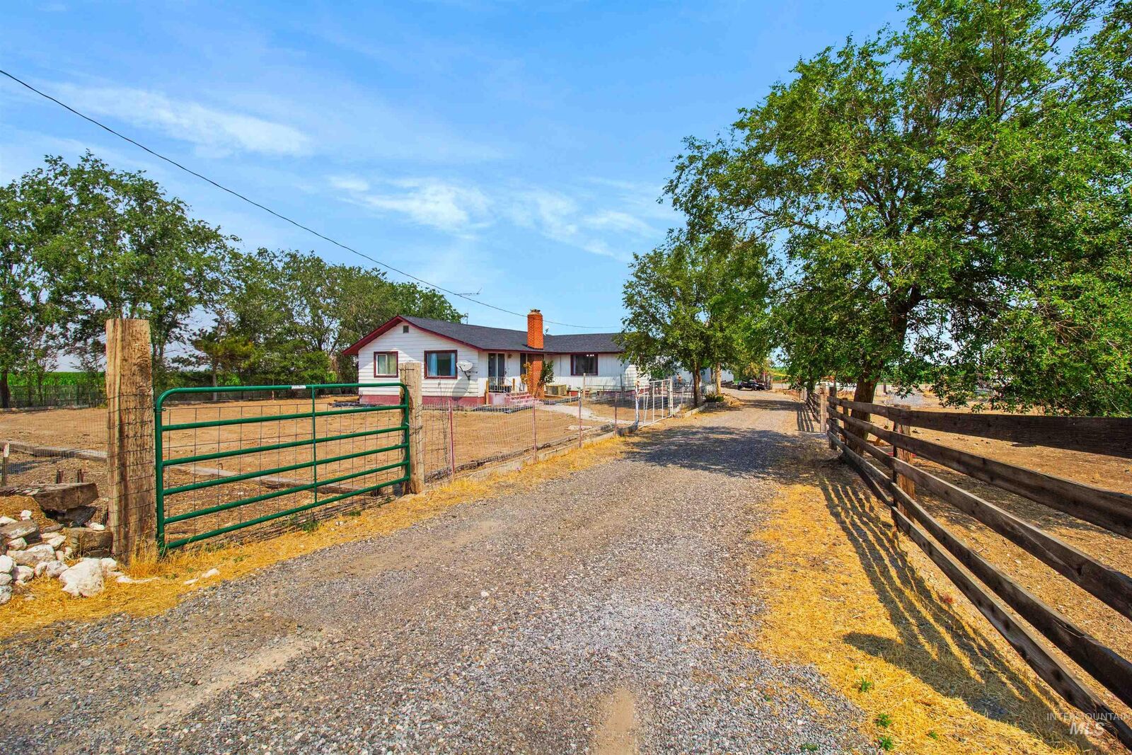 Property Photo: 894 E 3700 N ID 83321