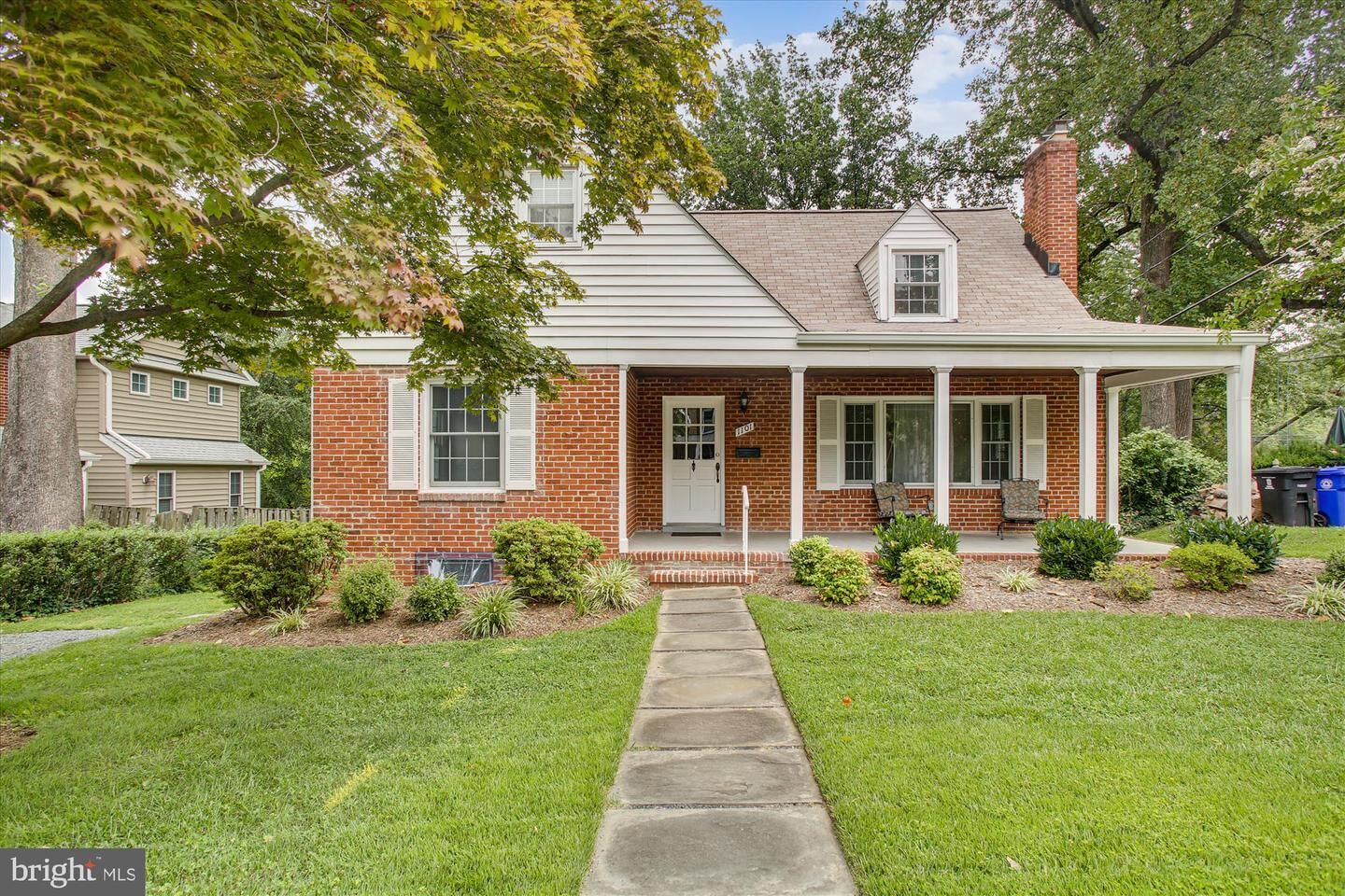 Property Photo:  1101 N Quantico Street  VA 22205 