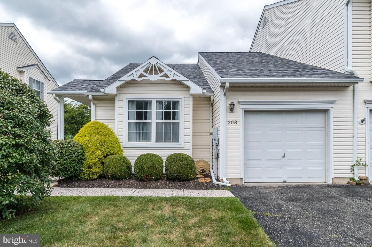 Property Photo: 208 N 4th PA 19503
