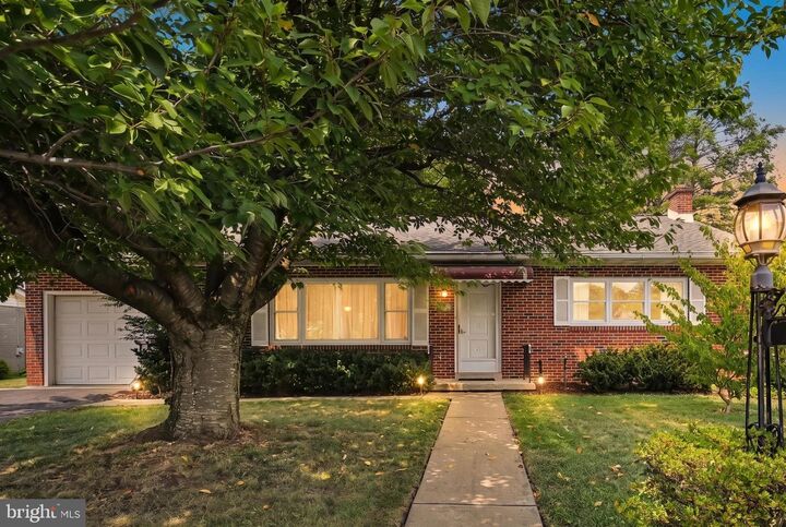 Property Photo: 176 Wernersville PA 19565