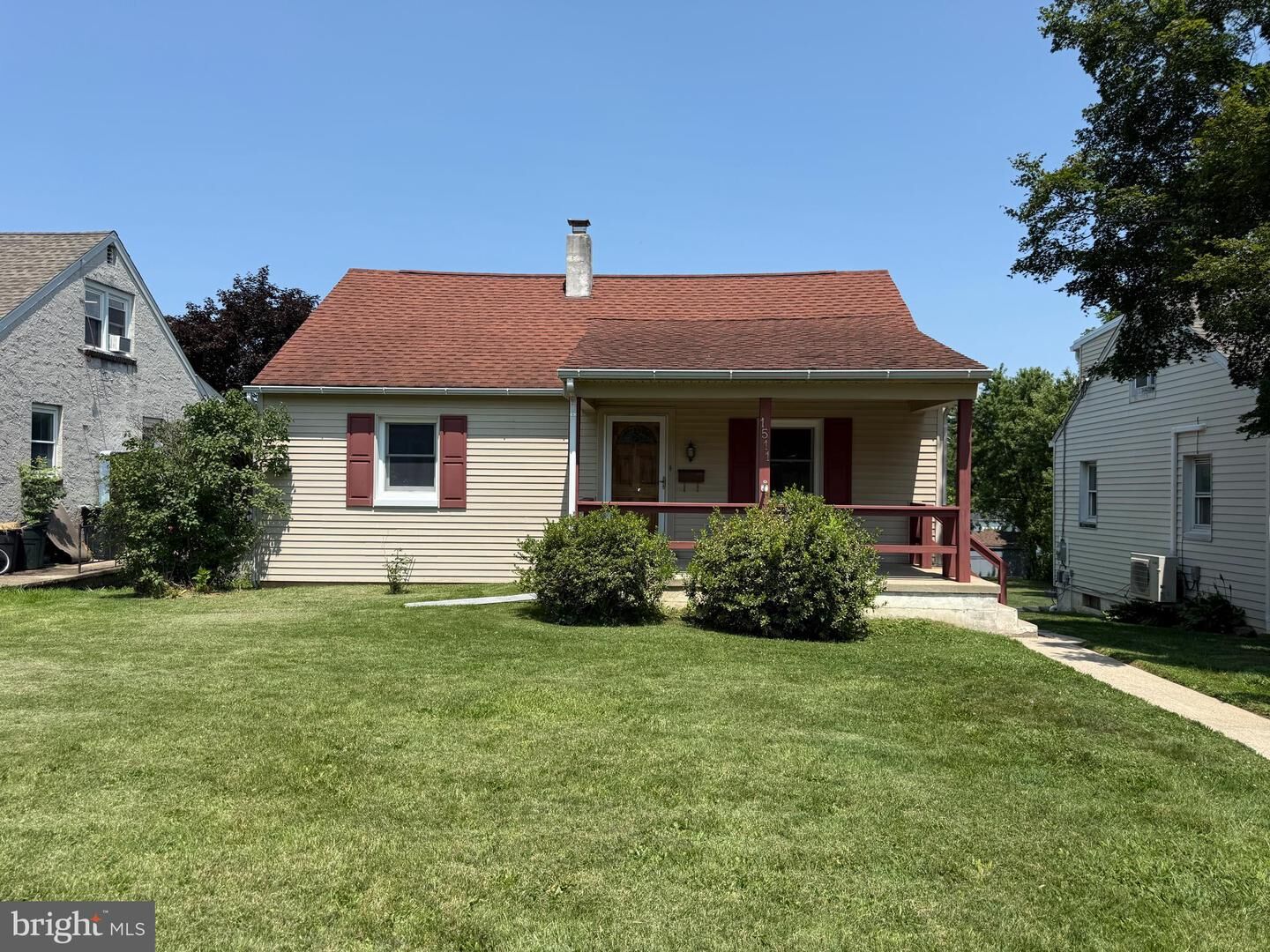 Property Photo: 1511 Stirling Street PA 19320