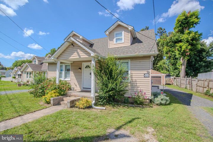 Property Photo: 209 E Lincoln Avenue MD 21804