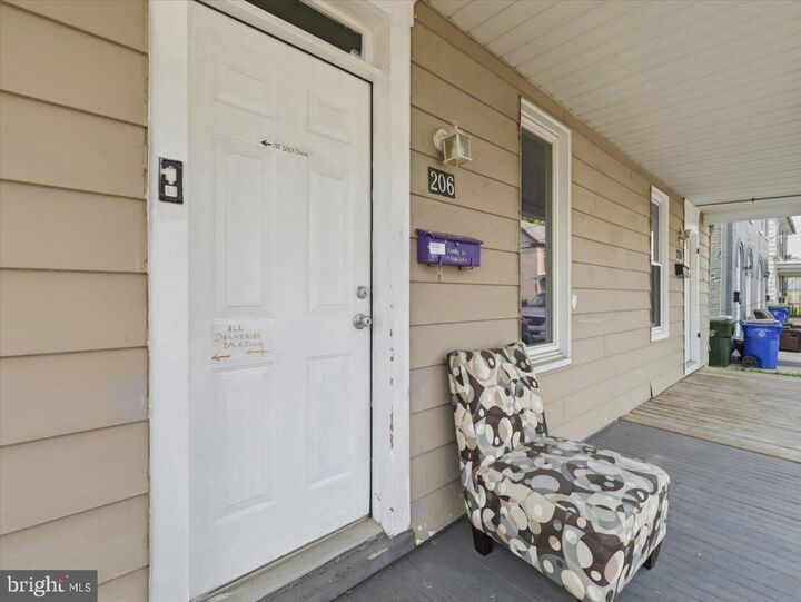 Property Photo:  206 N Cannon Avenue  MD 21740 
