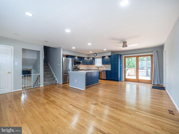 Property Photo: 13517 Winterspoon Lane MD 20874