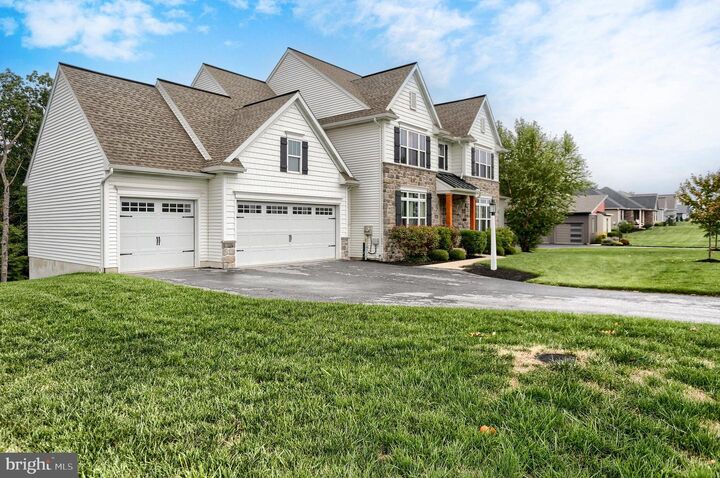 Property Photo:  200 Stone Arch Drive  PA 17053 