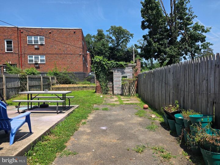 Property Photo: 1319 W Champlost Street 21 PA 19141
