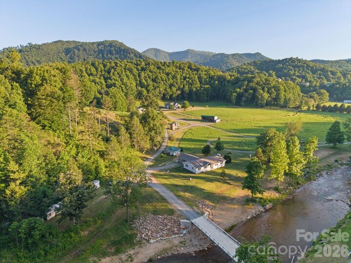 Property Photo:  1372 &Amp 1370 Barnardsville Highway  NC 28709 