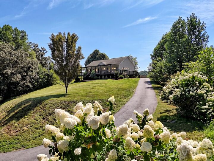 Property Photo: 8 Worley Ridge Trail NC 28715