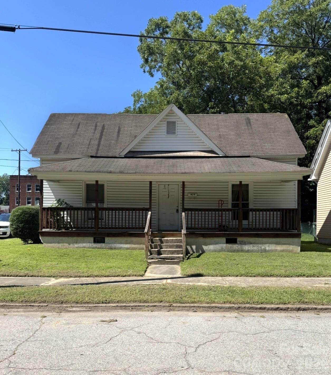 Property Photo:  429 E Cemetery Street  NC 28144 