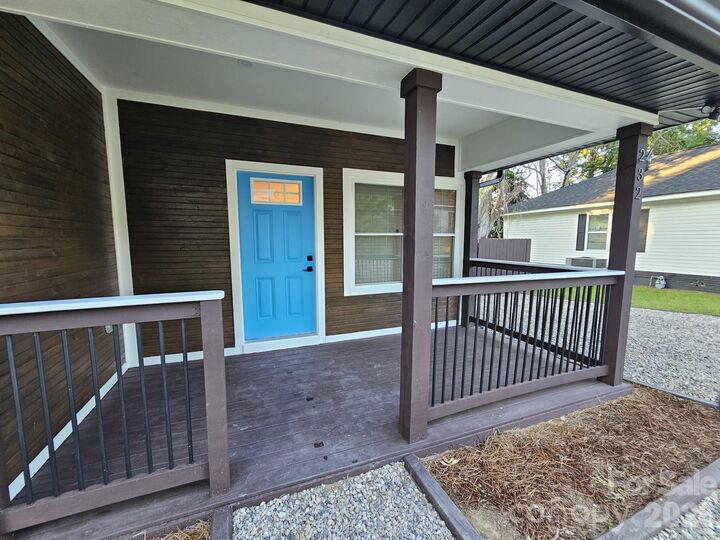 Property Photo: 232 W 2nd Street SC 29067