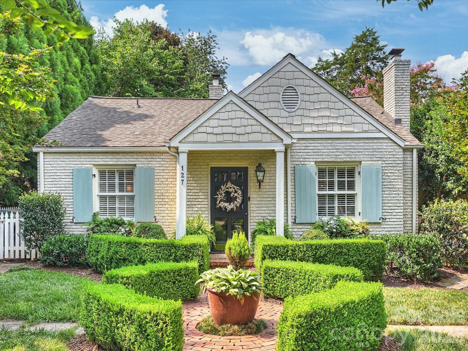 Property Photo:  127 Tranquil Avenue  NC 28209 