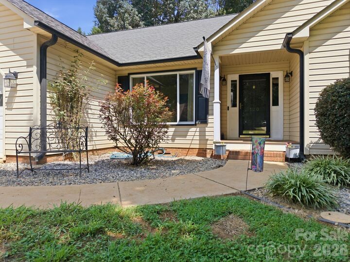 Property Photo: 120 Strawberry Lane 15 NC 28147