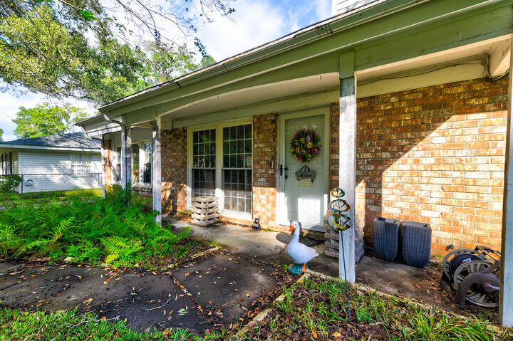 Property Photo:  136 Blossom Street  SC 29445 