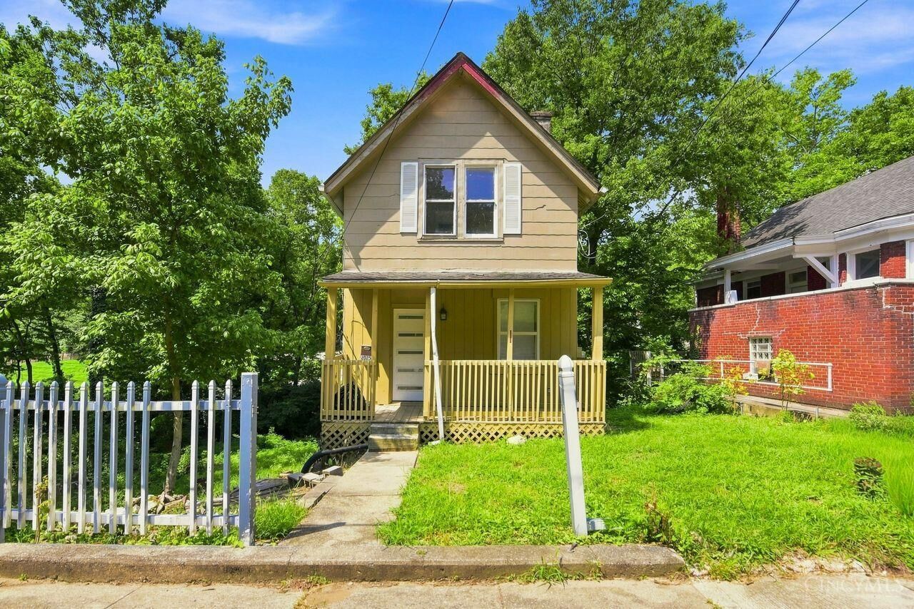 Property Photo: 2025 Baltimore Avenue OH 45225