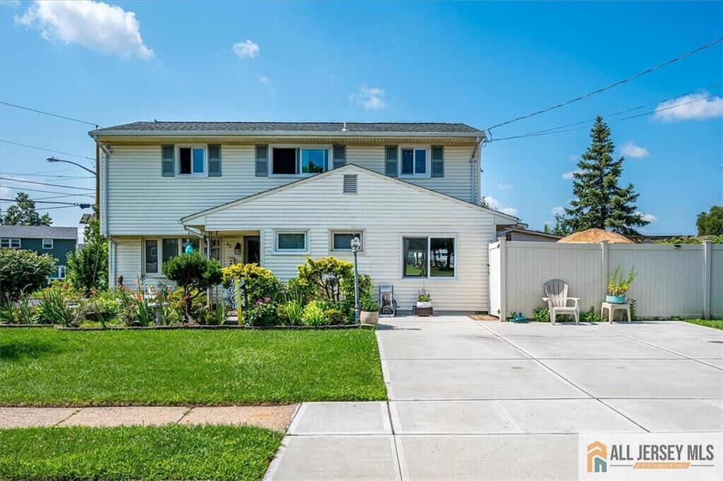 Property Photo:  89 Whitman Street  NJ 07008 