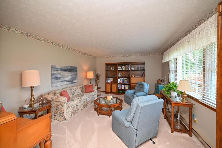 Property Photo: 1635 Richland Road OH 43302