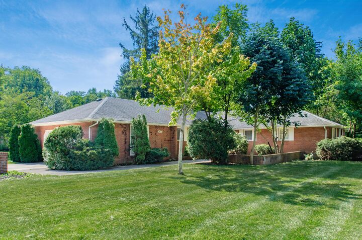 Property Photo:  4260 Oxford Drive  OH 43220 