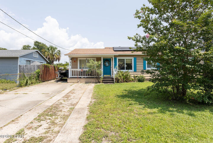 Property Photo:  1210 Arthur Avenue  FL 32401 