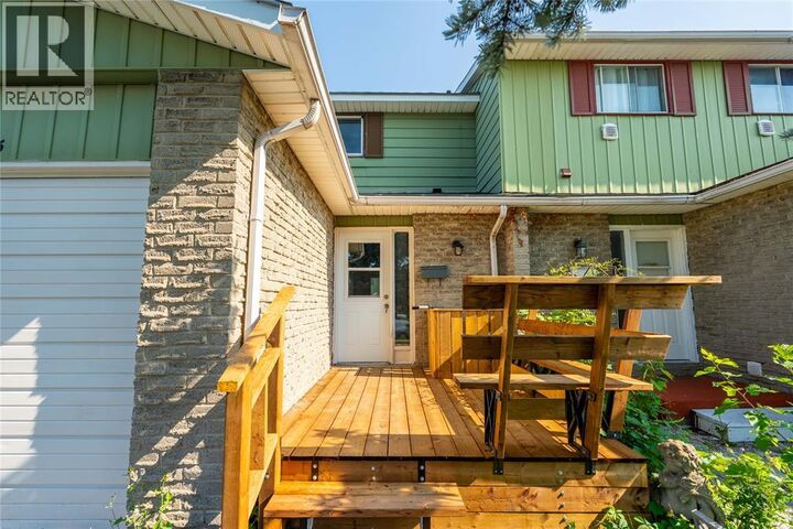 405 Cardiff Place — photo 1