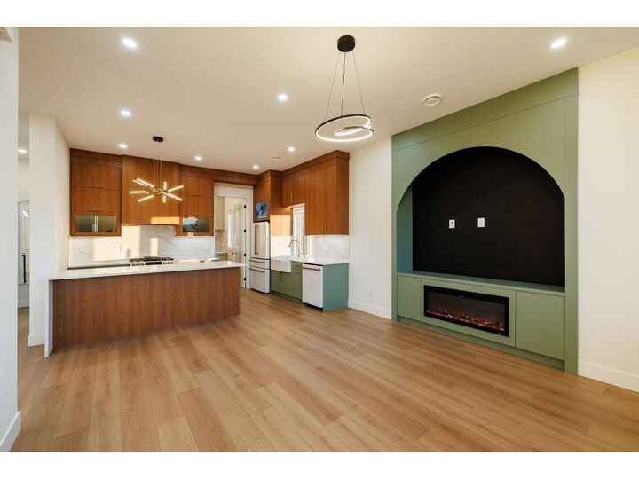 Property Photo:  11313 137 Street 102  BC V3R 2J2 